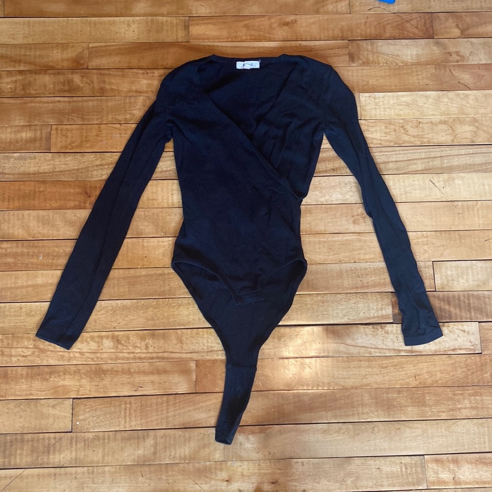 Madewell long sleeve , v neck bodysuit